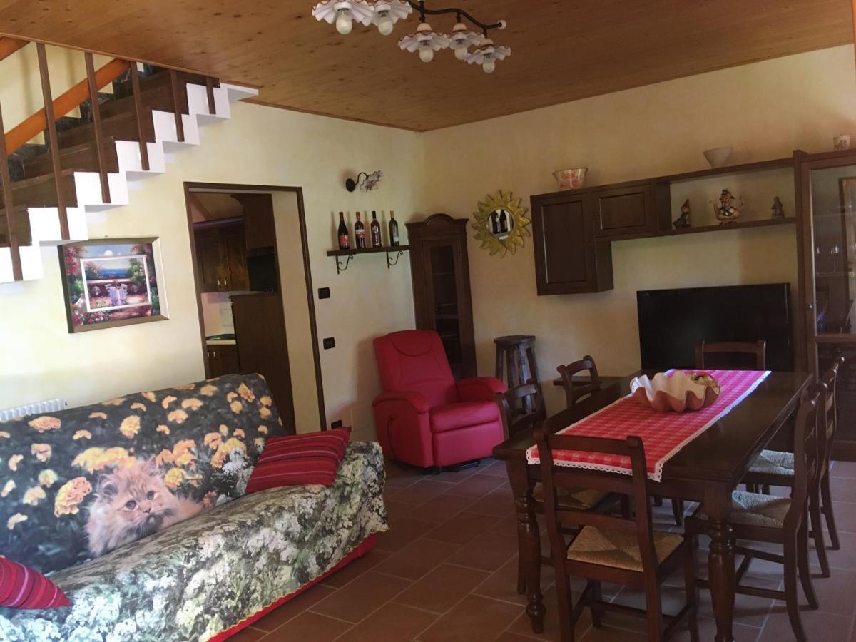 Casa A Schiera Fronte Lago Con Giardino Barcis Kültér fotó